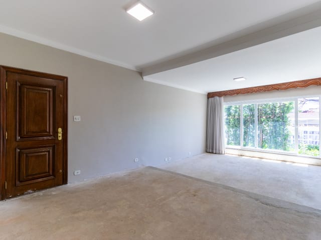 Casa com 346m² 4 quartos e 4 banheiros, à venda, no bairro Jardim Prudência em São Paulo