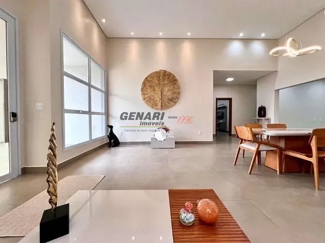 Casa com 1500m² 3 quartos e 5 banheiros, à venda, no bairro Parque Residencial Indaiá em Indaiatuba