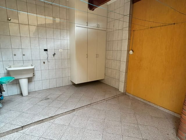 Casa com 150m² 3 quartos e 2 banheiros, à venda, no bairro Vila Zat em São Paulo
