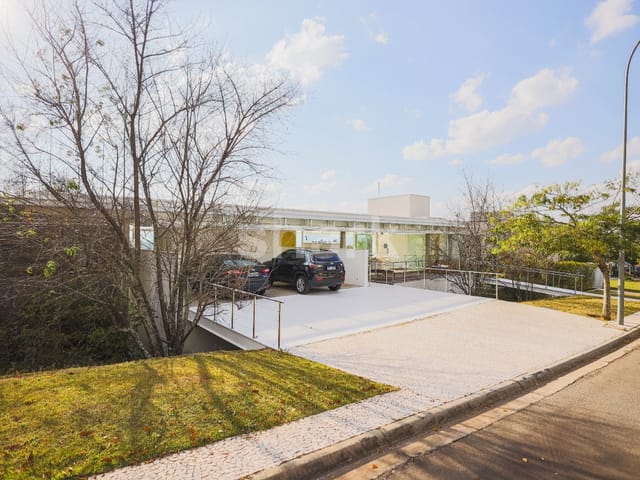 Casa com 986m² 3 quartos e 6 banheiros, à venda, no bairro Alphaville em Santana de Parnaíba