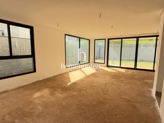 Casa com 300m² 3 quartos e 5 banheiros, à venda, no bairro Alphaville Dom Pedro em Campinas