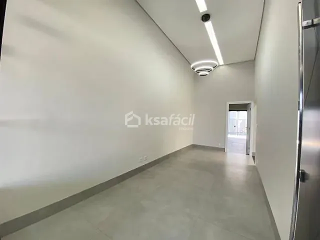 Casa com 198m² 3 quartos e 2 banheiros, à venda, no bairro Tiradentes em Campo Grande