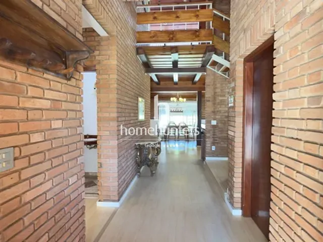 Casa 4 quartos e 5 banheiros, para alugar, no bairro Vila Brandina em Campinas