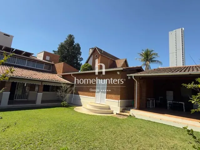 Casa 4 quartos e 5 banheiros, para alugar, no bairro Vila Brandina em Campinas
