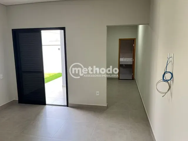Casa com 263m² 3 quartos e 3 banheiros, à venda, no bairro Parque Olívio Franceschini em Hortolândia