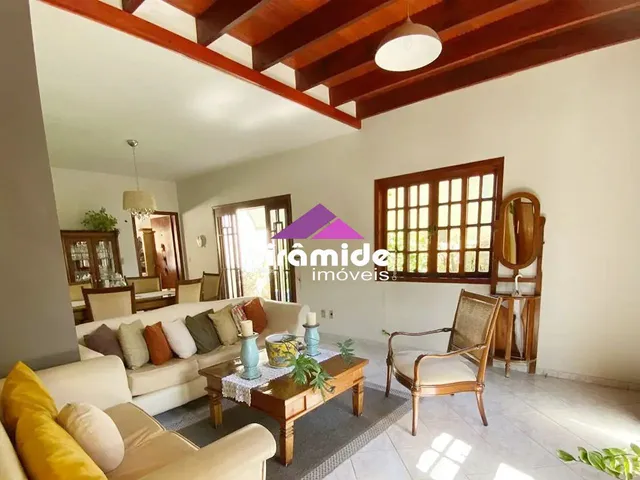 Casa com 250m² 4 quartos e 3 banheiros, à venda, no bairro Urbanova em São José Dos Campos