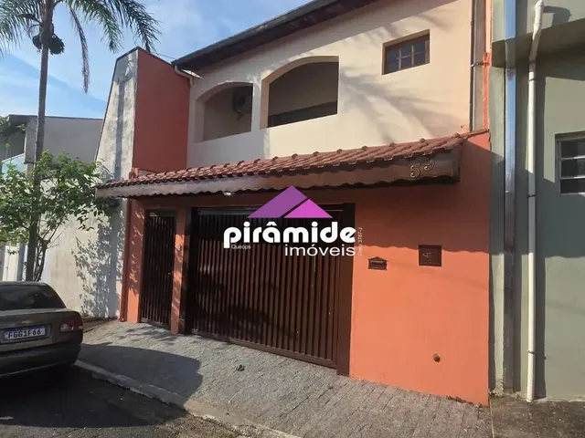 Casa com 174m² 3 quartos e 3 banheiros, à venda, no bairro Borda da Mata em Caçapava