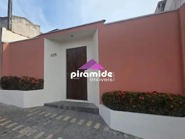 Casa com 174m² 3 quartos e 3 banheiros, à venda, no bairro Borda da Mata em Caçapava