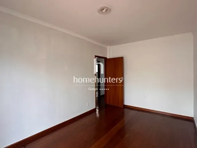 Casa com 300m² 5 quartos e 4 banheiros, à venda ou para alugar, no bairro Jardim Primavera em Campinas