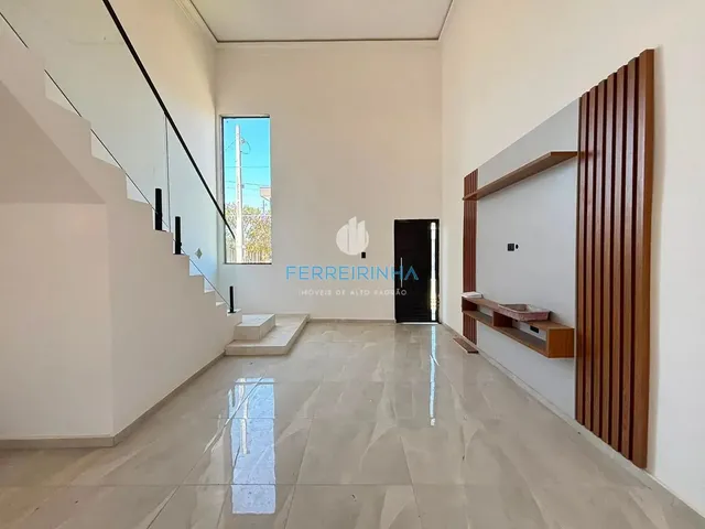 Casa com 10m² 3 quartos e 4 banheiros, à venda ou para alugar, no bairro Loteamento Floresta em São José Dos Campos