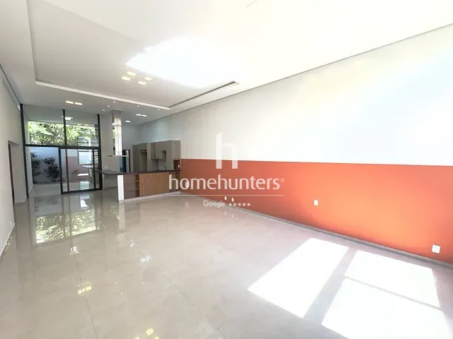 Casa com 300m² 3 quartos e 4 banheiros, à venda, no bairro Loteamento Residencial Santa Gertrudes em Valinhos