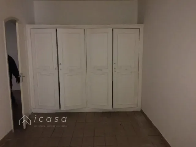 Casa com 591m² 4 quartos e 3 banheiros, à venda, no bairro Jardim Esplanada em São José dos Campos