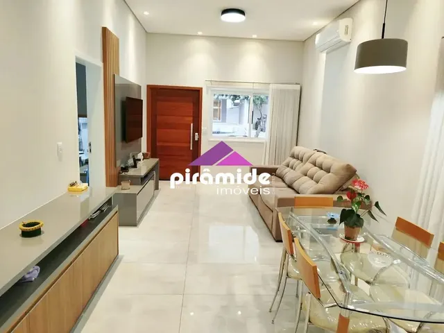 Casa com 250m² 3 quartos e 4 banheiros, à venda, no bairro Urbanova em São José Dos Campos