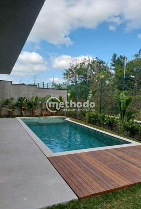 Casa, 5 quartos, 235 m² - Foto 3