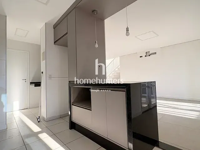 Casa 4 quartos e 3 banheiros, para alugar, no bairro Parque Xangrilá em Campinas
