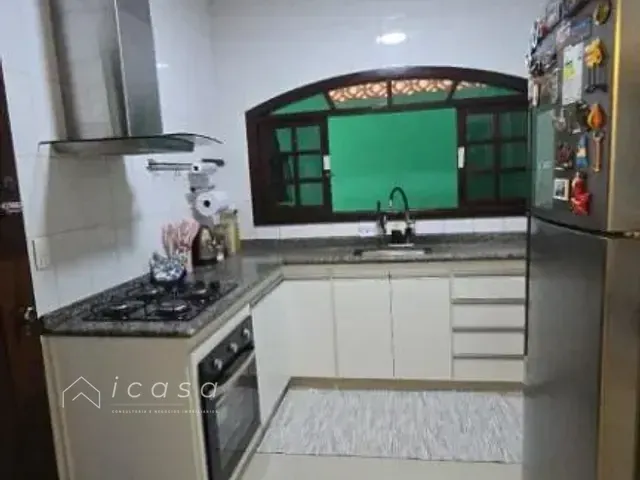 Casa com 300m² 3 quartos e 2 banheiros, à venda, no bairro Jardim Portugal em São José dos Campos