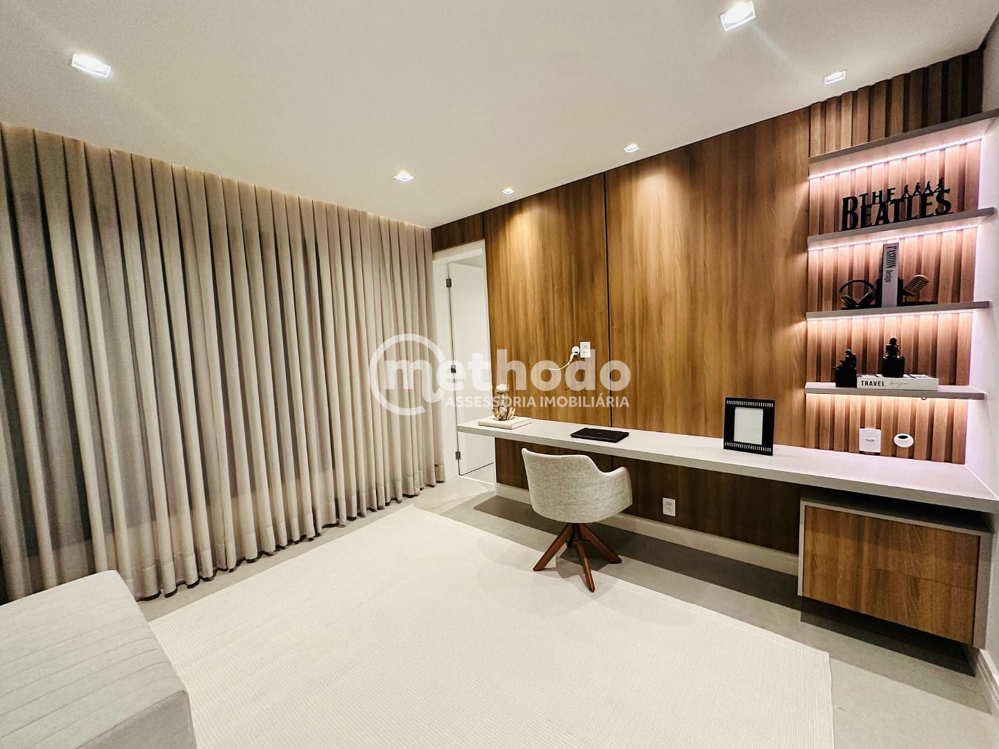 Casa, 4 quartos, 360 m² - Foto 35