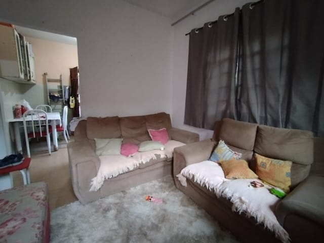Casa com 250m² 2 quartos e 1 banheiro, à venda, no bairro Alto São Pedro em Taubaté