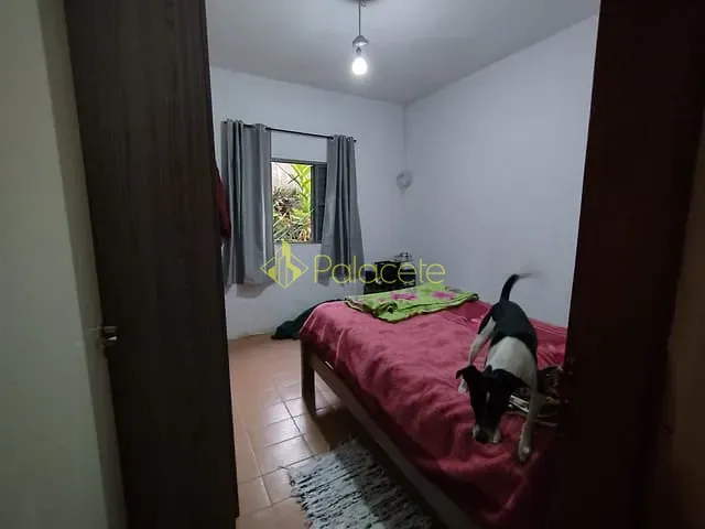 Casa com 250m² 2 quartos e 1 banheiro, à venda, no bairro Alto São Pedro em Taubaté