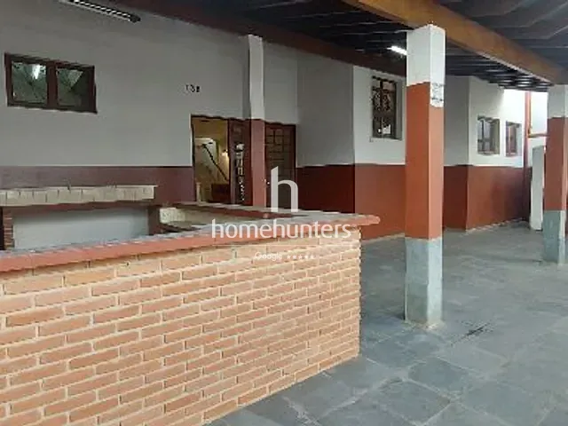 Casa com 441m², à venda ou para alugar, no bairro Jardim Bandeirantes em Campinas