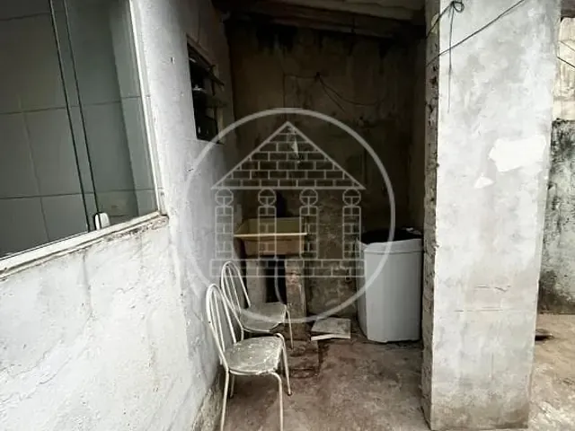 Casa com 300m² 2 quartos e 1 banheiro, à venda, no bairro Parque Grajaú em São Paulo