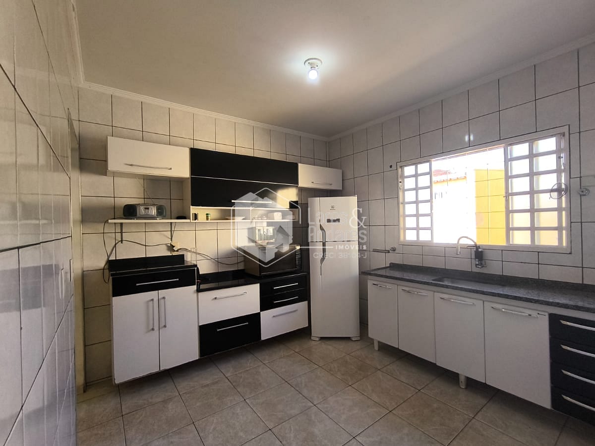 Casa à venda com 3 quartos, 130m² - Foto 9