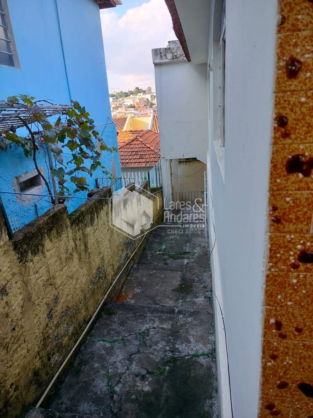 Casa à venda com 2 quartos, 65m² - Foto 3