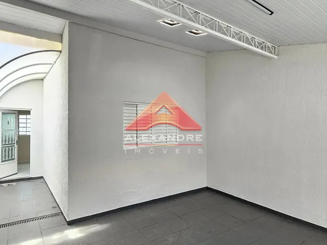 Casa com 10m² 3 quartos e 1 banheiro, à venda, no bairro Jardim São Vicente em São José Dos Campos
