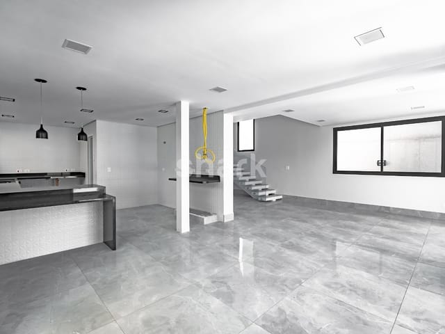 Casa com 360m² 3 quartos e 5 banheiros, à venda, no bairro Alphaville em Santana de Parnaíba