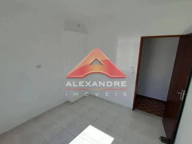 Casa com 250m² 3 quartos e 2 banheiros, à venda, no bairro Jardim Ismênia em São José Dos Campos