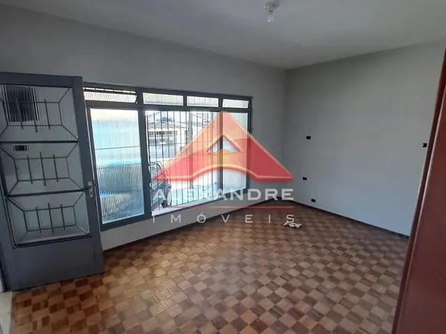 Casa com 250m² 3 quartos e 2 banheiros, à venda, no bairro Jardim Ismênia em São José Dos Campos