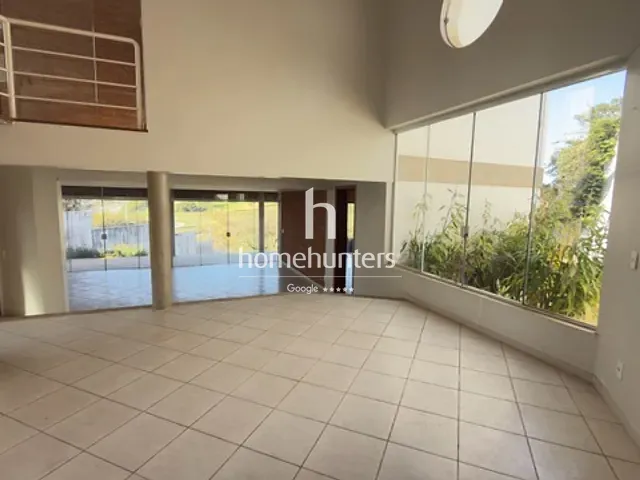 Casa 4 quartos e 4 banheiros, à venda, no bairro Bairro das Palmeiras em Campinas
