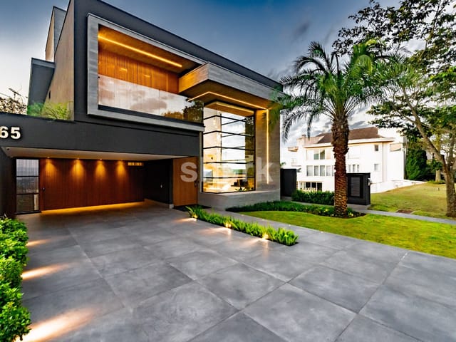 Casa com 490m² 4 quartos e 6 banheiros, à venda, no bairro Alphaville em Santana de Parnaíba