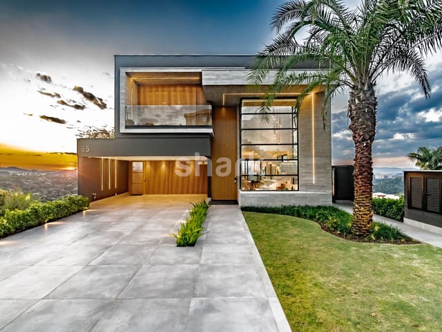 Casa com 490m² 4 quartos e 6 banheiros, à venda, no bairro Alphaville em Santana de Parnaíba