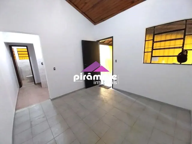 Casa com 125m² 2 quartos e 1 banheiro, para alugar, no bairro Jardim São Dimas em São José Dos Campos
