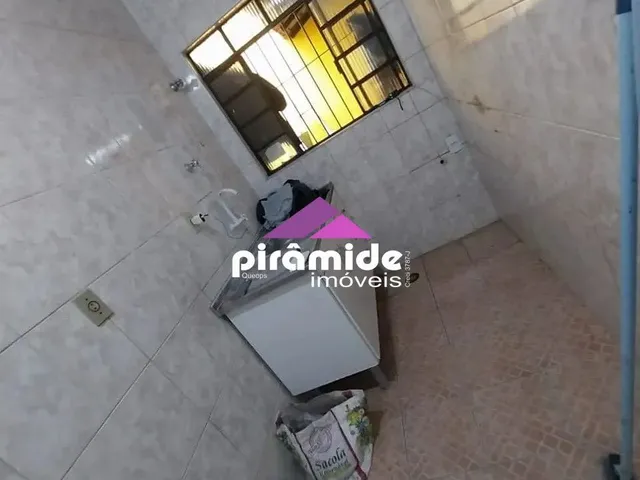 Casa com 125m² 2 quartos e 1 banheiro, para alugar, no bairro Jardim São Dimas em São José Dos Campos