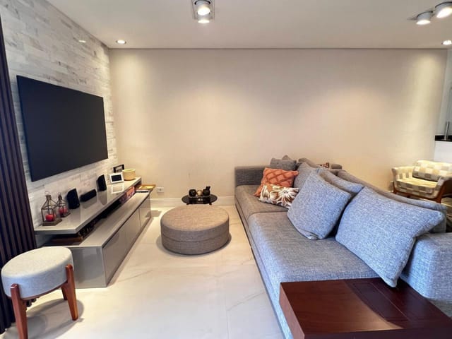 Casa com 229m² 3 quartos e 4 banheiros, à venda, no bairro Jardim Londrina em São Paulo