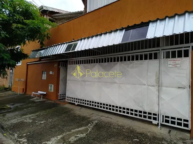 Casa com 175m² 5 quartos e 4 banheiros, à venda, no bairro Residencial Mombaça em Pindamonhangaba