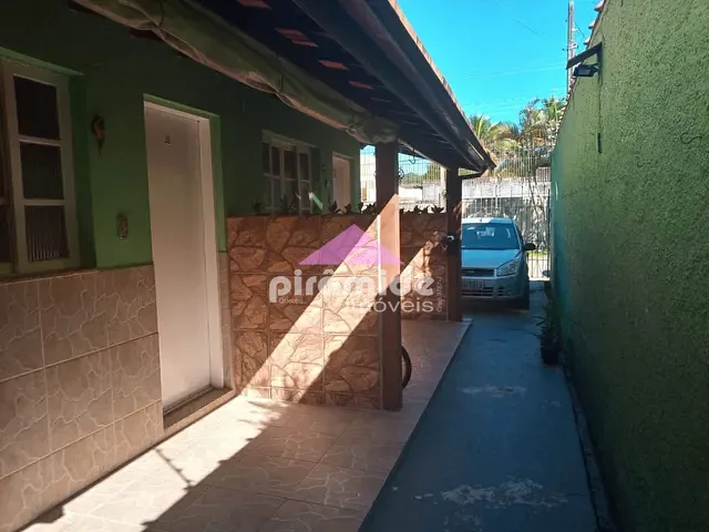 Casa com 55m² 2 quartos e 2 banheiros, à venda, no bairro Martim de Sá em Caraguatatuba