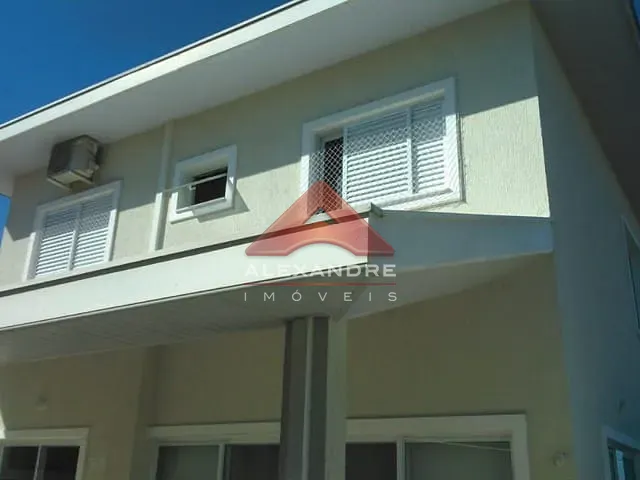 Casa com 252m² 3 quartos e 1 banheiro, à venda, no bairro Condomínio Residencial Mantiqueira em São José dos Campos