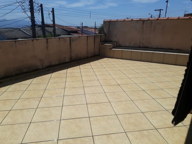 Casa com 250m² 4 quartos e 2 banheiros, à venda, no bairro Residencial Mombaça I em Pindamonhangaba