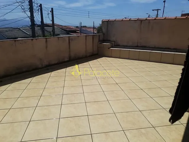 Casa com 250m² 4 quartos e 2 banheiros, à venda, no bairro Residencial Mombaça I em Pindamonhangaba