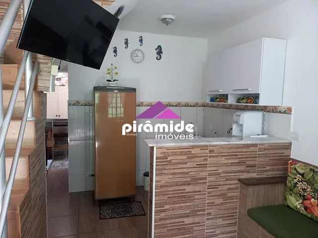 Casa com 55m² 2 quartos e 2 banheiros, à venda, no bairro Martim de Sá em Caraguatatuba