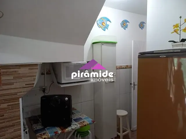 Casa com 55m² 2 quartos e 2 banheiros, à venda, no bairro Martim de Sá em Caraguatatuba