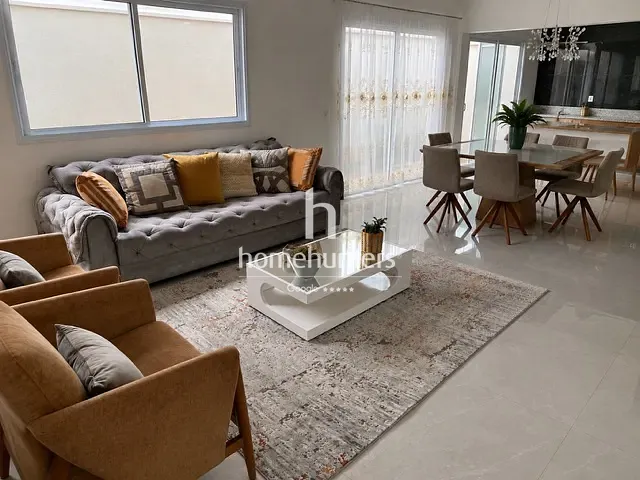 Casa 3 quartos e 4 banheiros, à venda, no bairro Swiss Park em Campinas