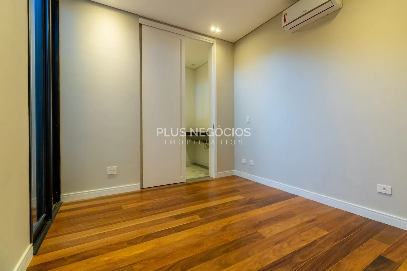 Casa, 4 quartos, 560 m² - Foto 35