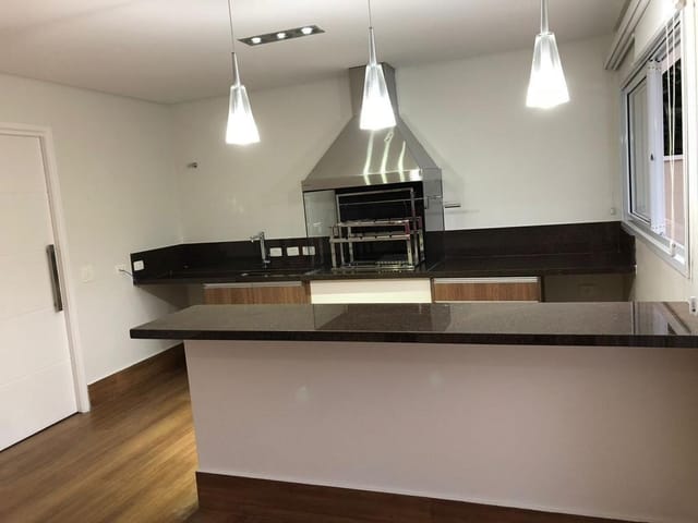 Casa com 556m² 3 quartos e 4 banheiros, à venda, no bairro Alphaville em Santana de Parnaíba
