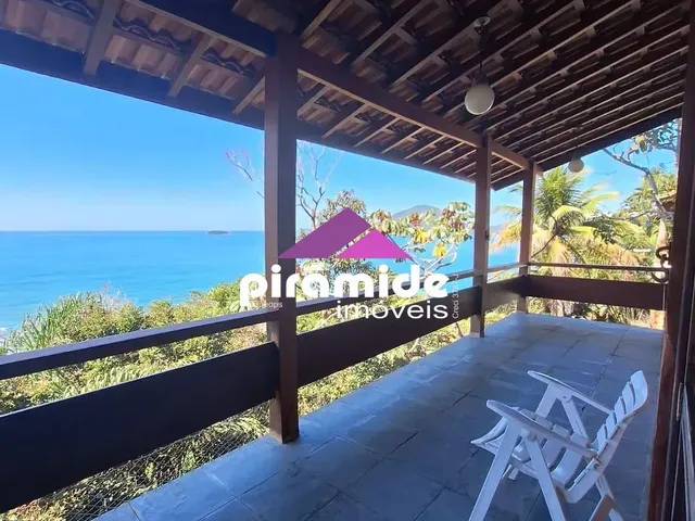 Casa com 1150m² 4 quartos e 2 banheiros, à venda, no bairro Toninhas em Ubatuba