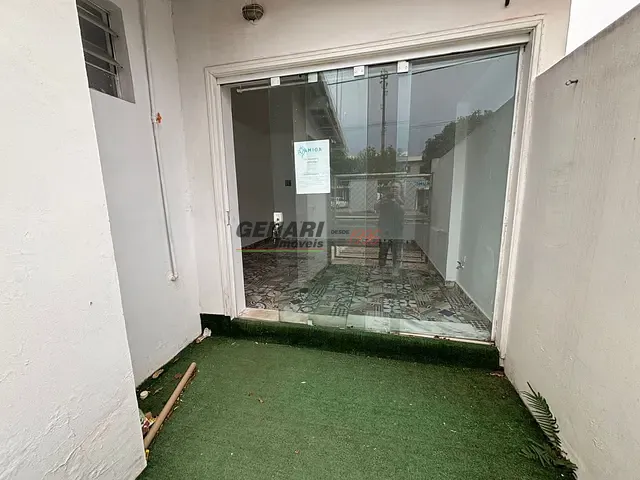 Casa com 250m² 2 quartos e 3 banheiros, à venda, no bairro Vila Castelo Branco em Indaiatuba