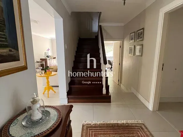 Casa 4 quartos e 5 banheiros, à venda, no bairro Jardim das Paineiras em Campinas